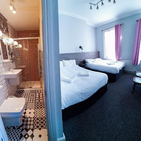 Plaza Hotel Лондон Экстерьер фото